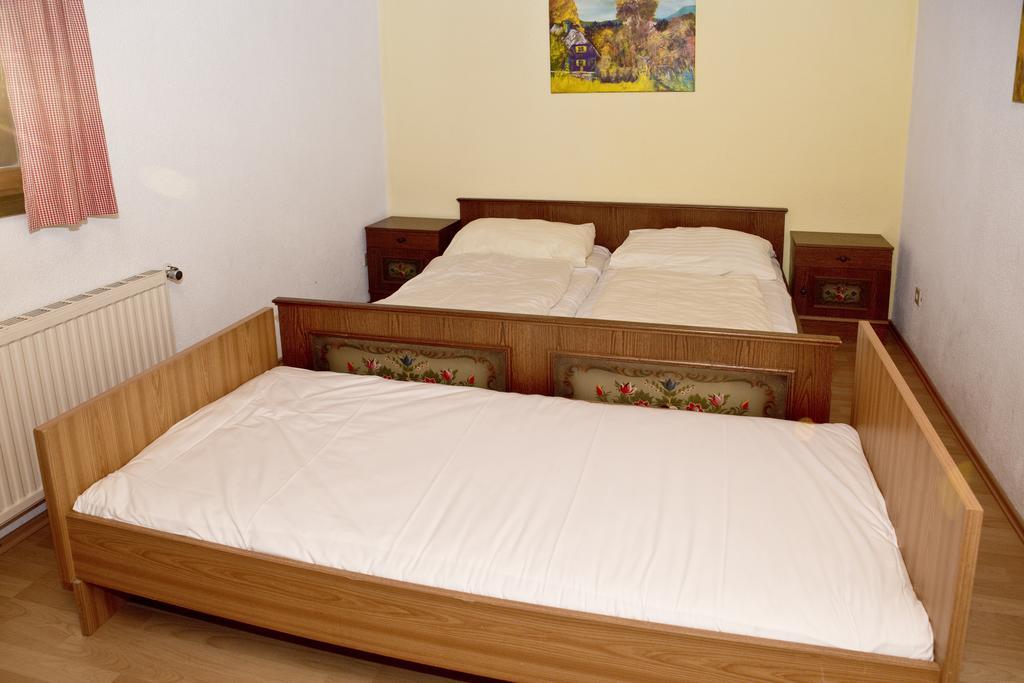 Hôtel Altes Almhaus à Maria Lankowitz Chambre photo