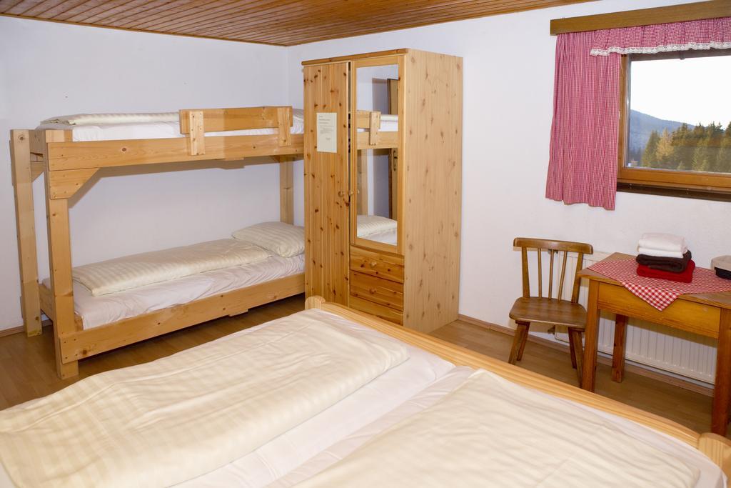 Hôtel Altes Almhaus à Maria Lankowitz Chambre photo